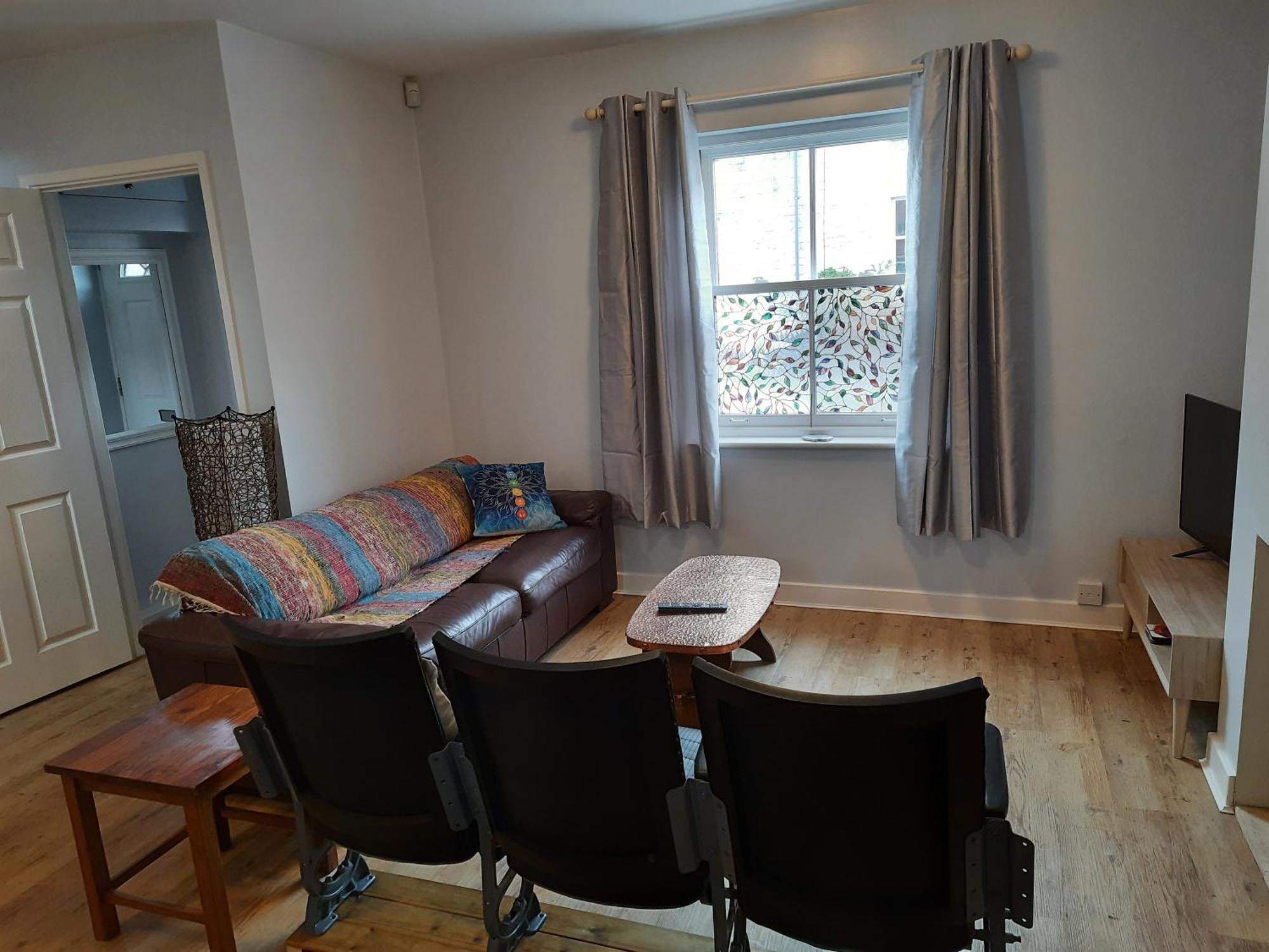 Maia Terrace Glastonbury